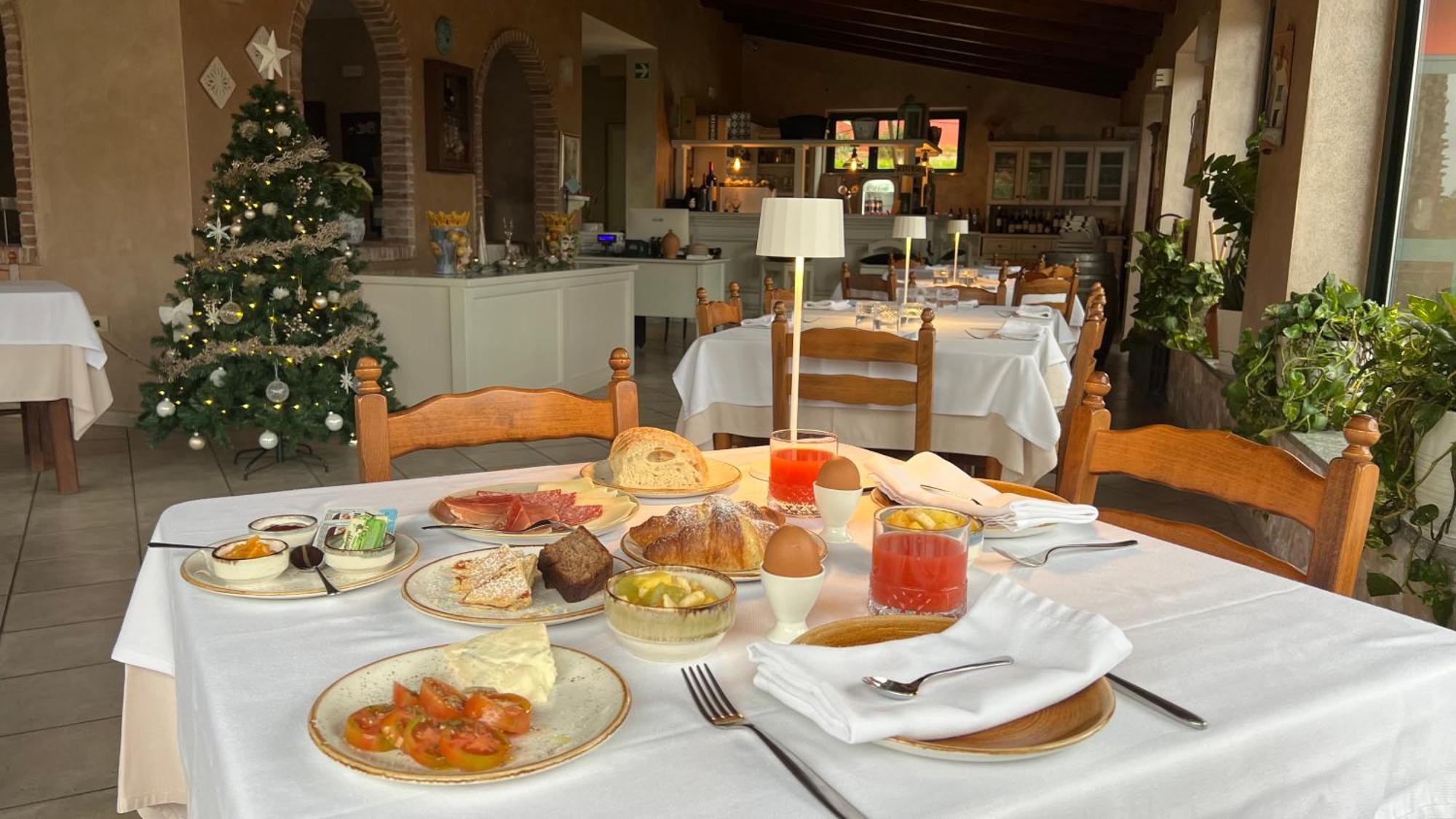 Borgo Di Santa Barbara 호텔 산타도메니카 외부 사진